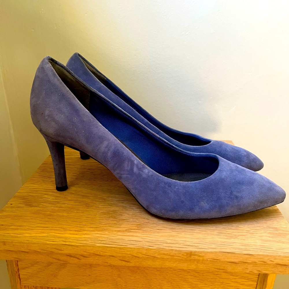 Rockport Total Motion Blue Suede Pump Heel